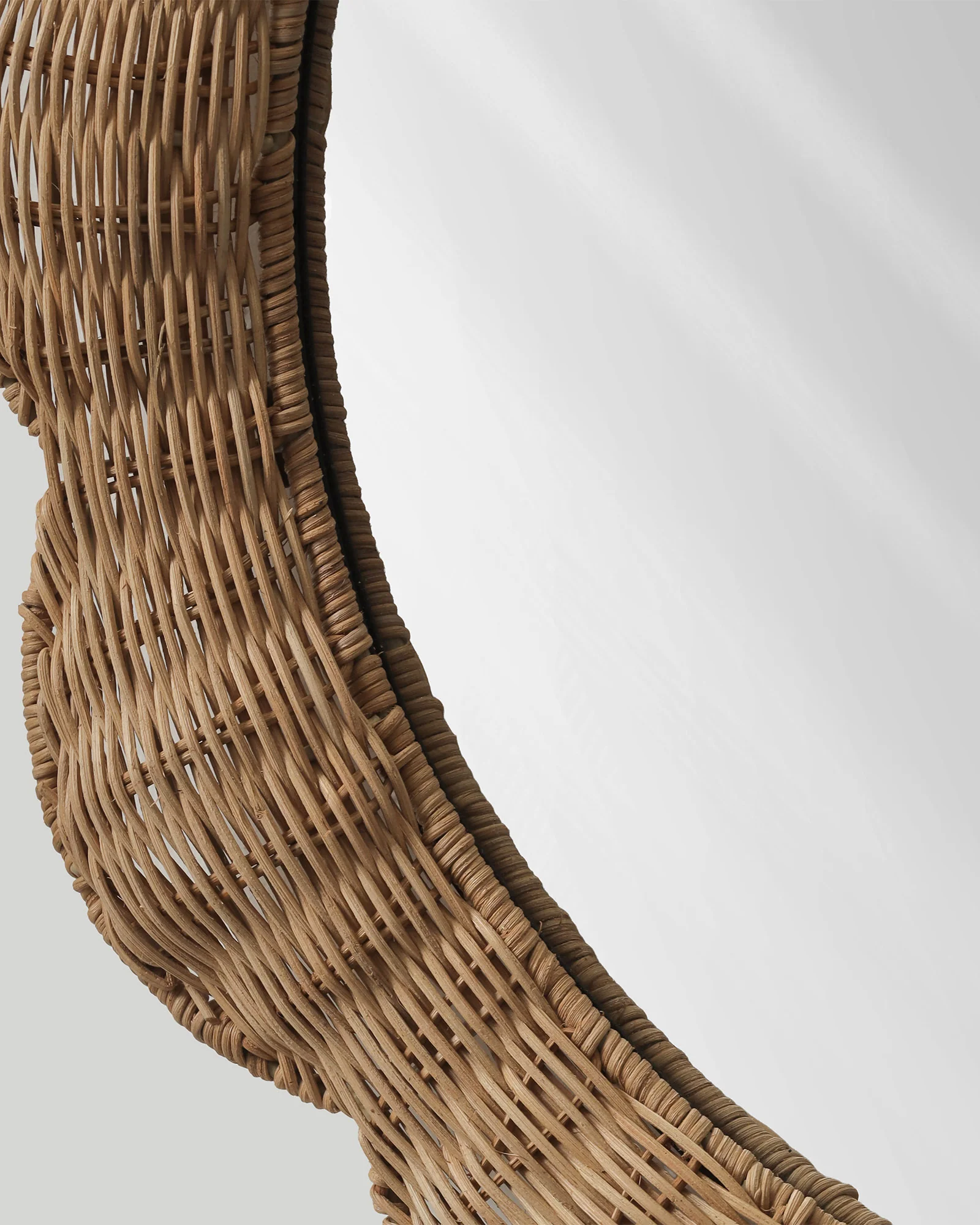 Bud-Edge Round Mirror - Image 8