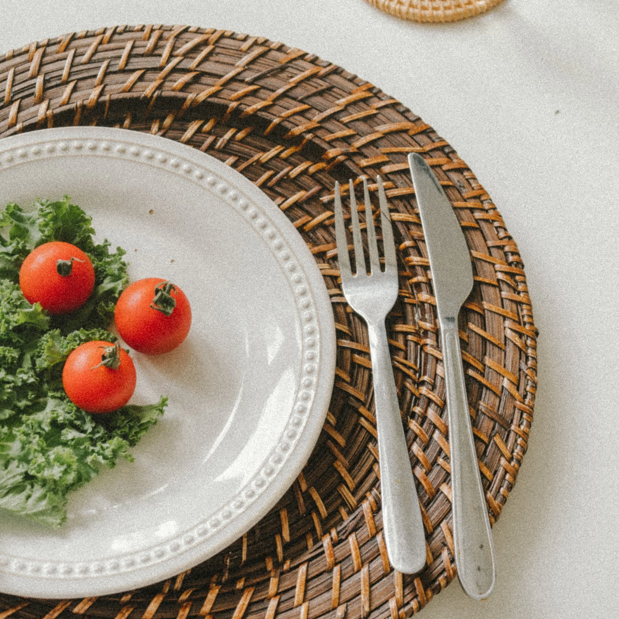 Dark Brown Rattan Wicker Charger Plate Set - Image 3