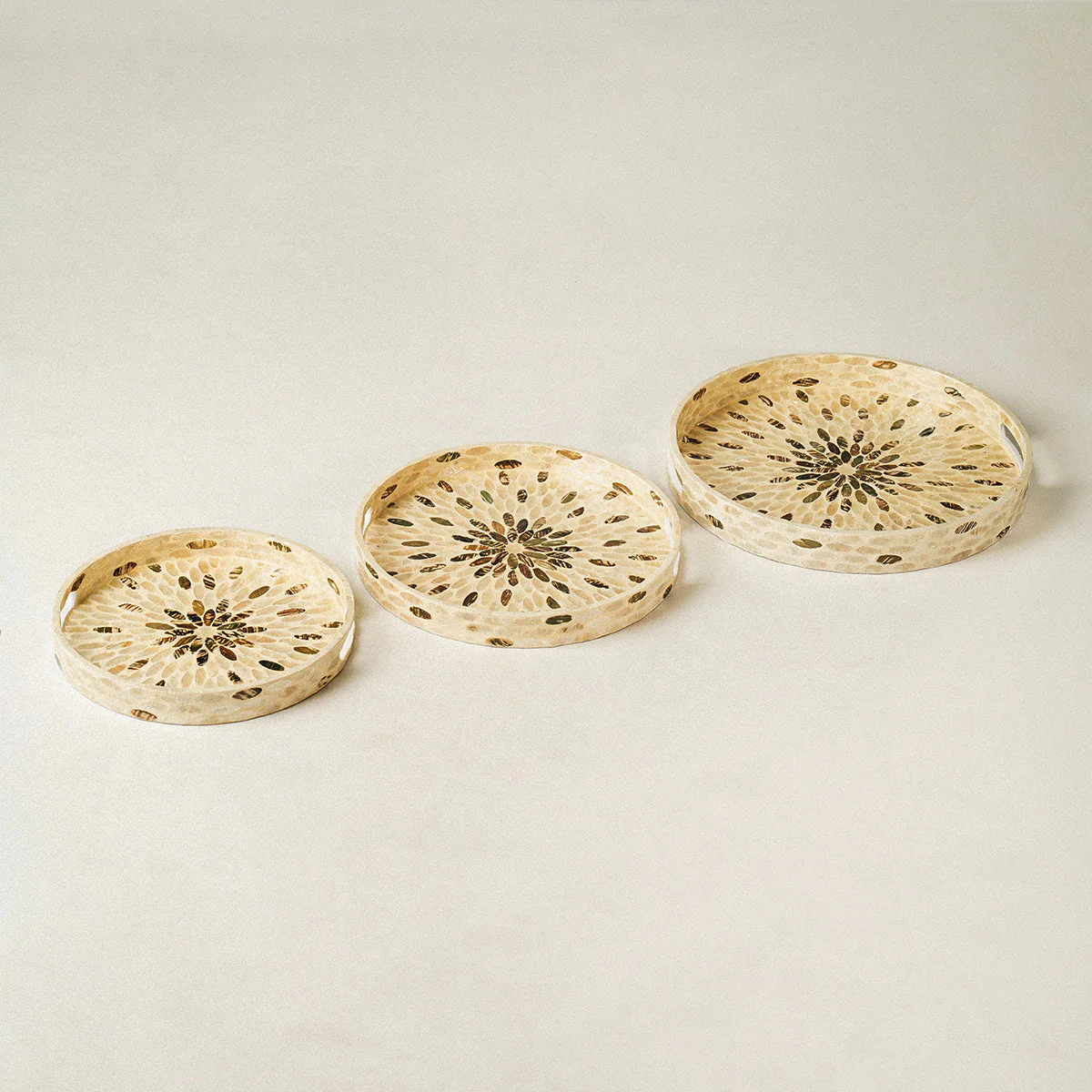 Floral Mother of Pearl Wicker Tray Set of 3 - Image 11