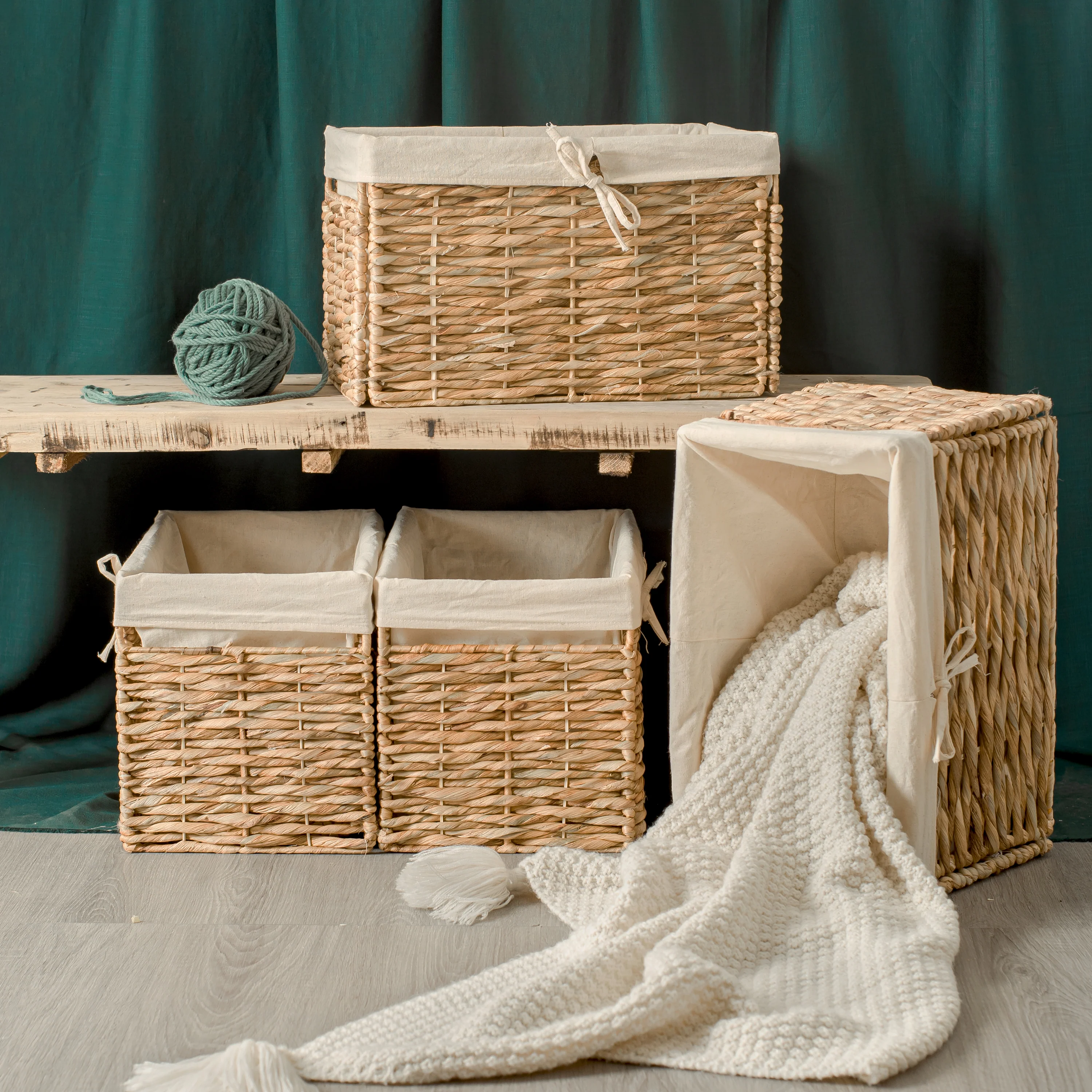 Foldable Rectangular Wicker Basket - Image 4