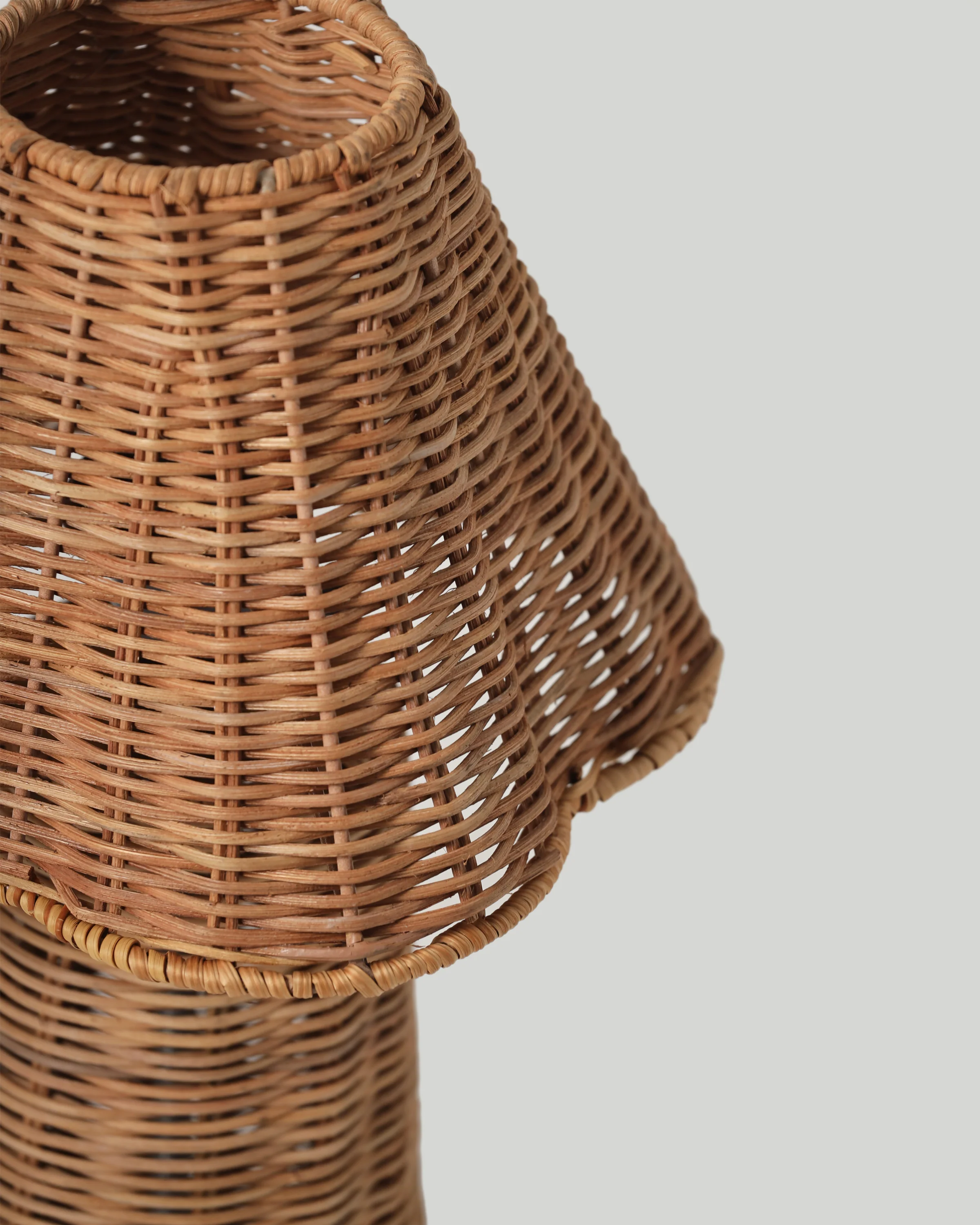 Rattan Mushroom Table Lamp - Image 3