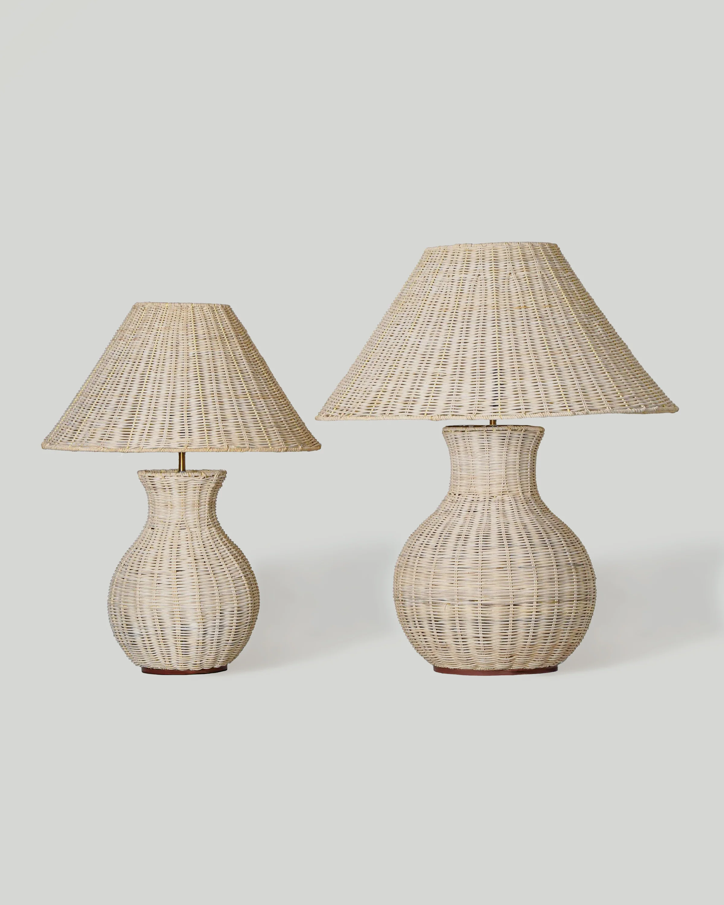 Rattan Vase Table Lamp - Image 5