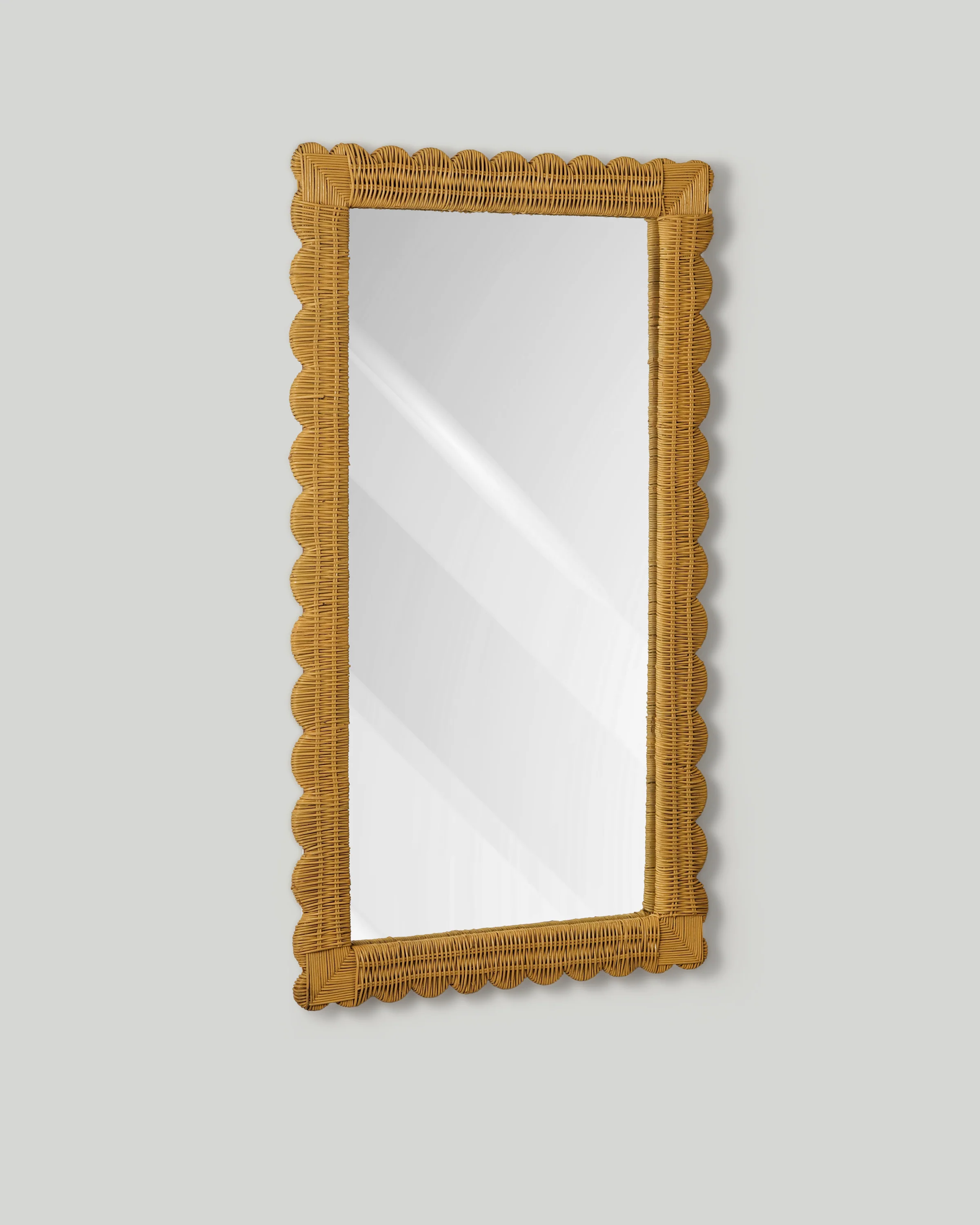 Scallop-Edge Rattan Rectangle Mirror - Image 3
