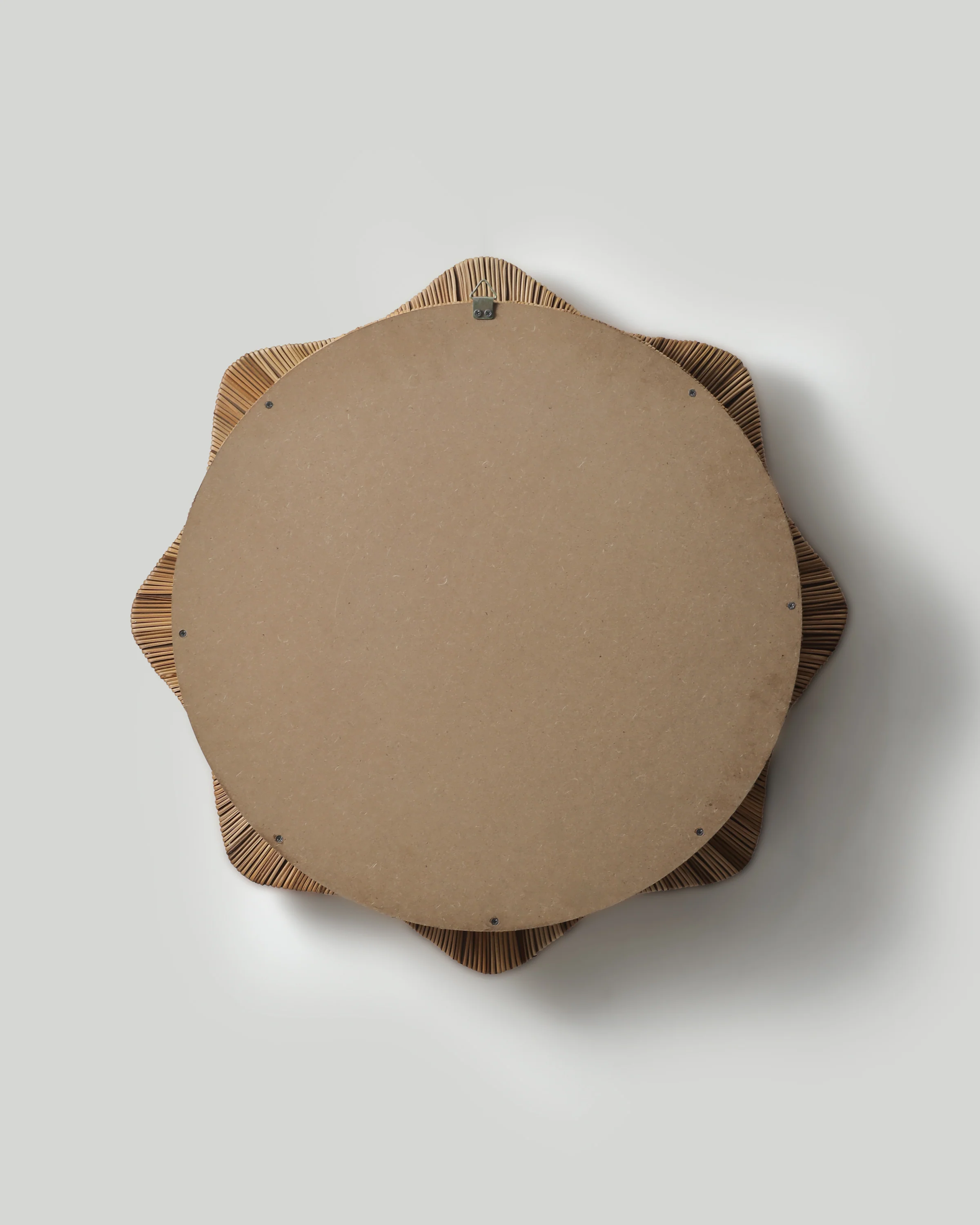 Star-Point Pencil Reed Round Mirror - Image 7